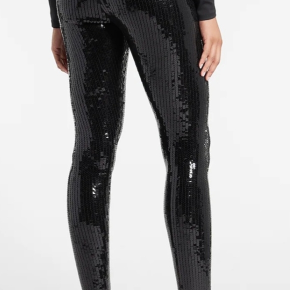 BNWT HIGH RISE SEXY ALL SEQUIN BLACK LEGGINGS FROM EXPRESS SIZE SMALL - Picture 3 of 5